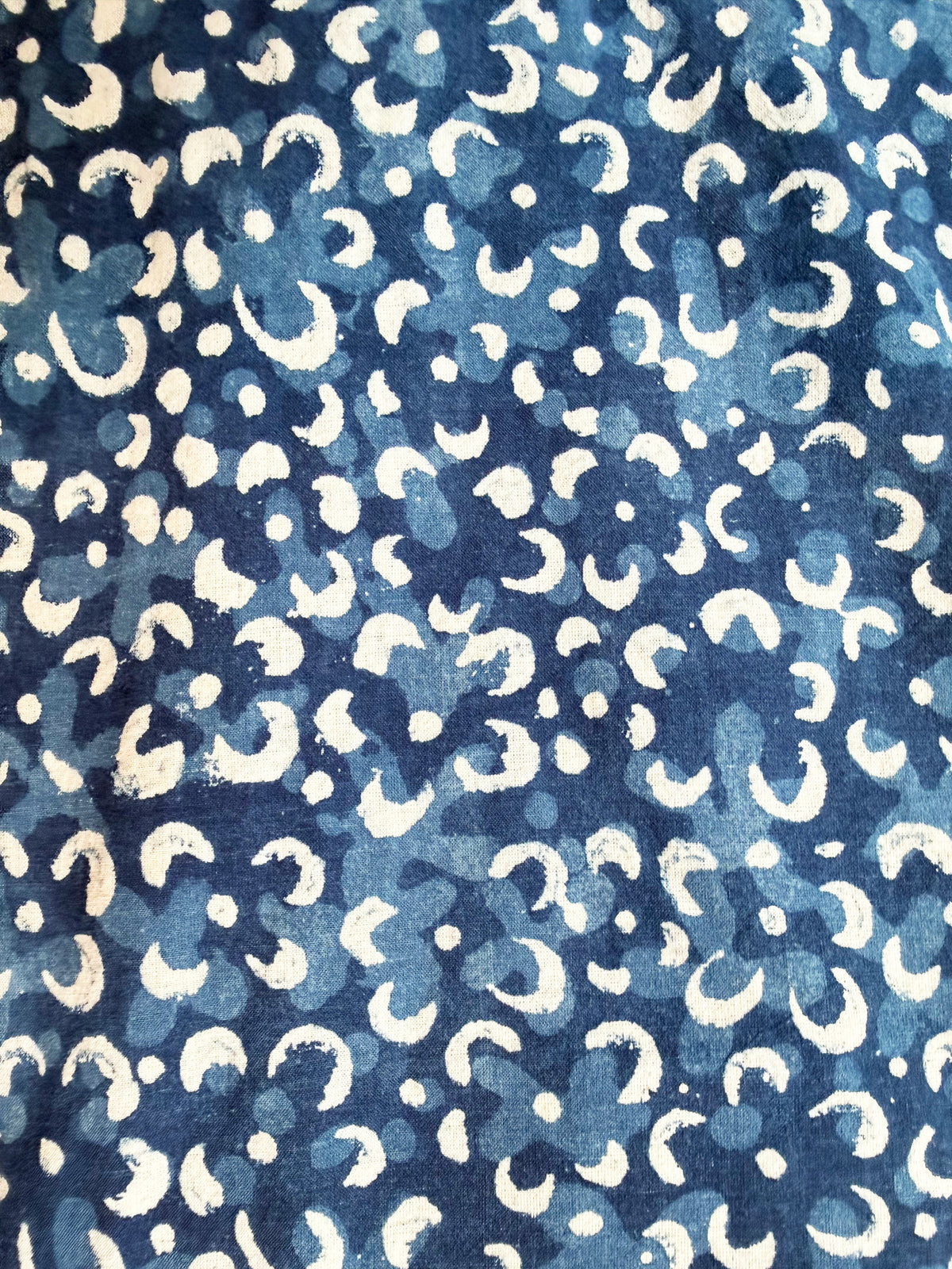 Harsingar Indigo cotton overalls fabric print detail